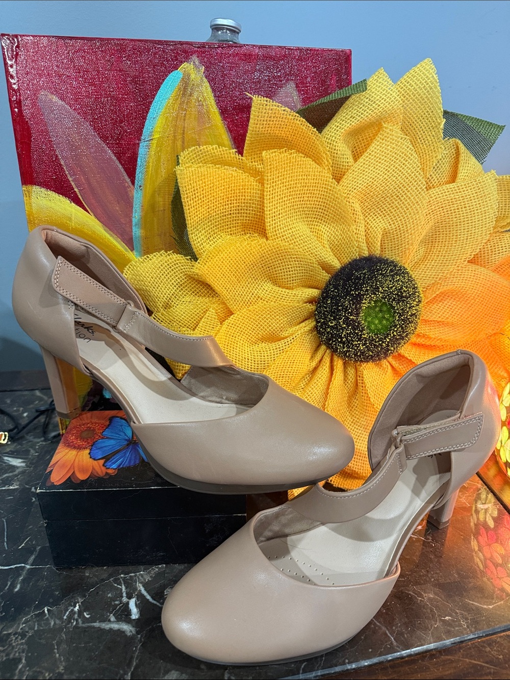 Clarks Beige Tan Mary Jane Heels with Ankle Strap - Picture 2 of 6